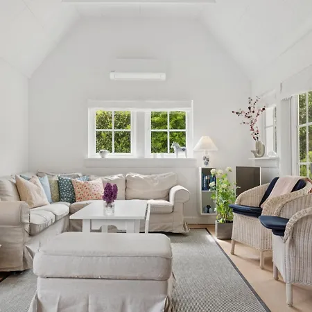 Renovated Summer House In Tisvilde * Vejby